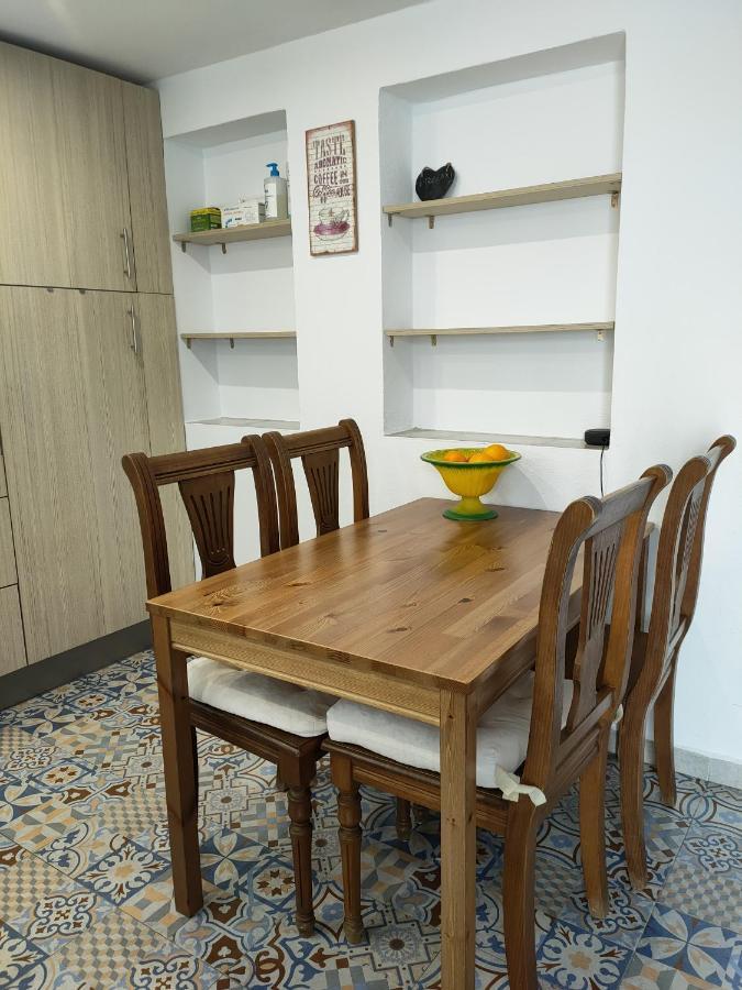 La Casa Del Barrio Guest House Михас Екстериор снимка