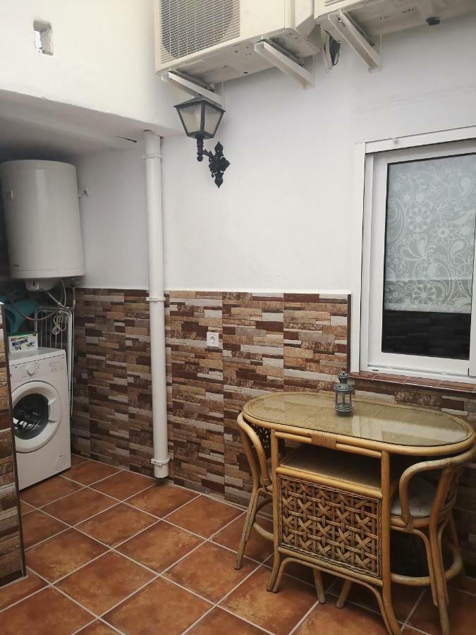 La Casa Del Barrio Guest House Михас Екстериор снимка